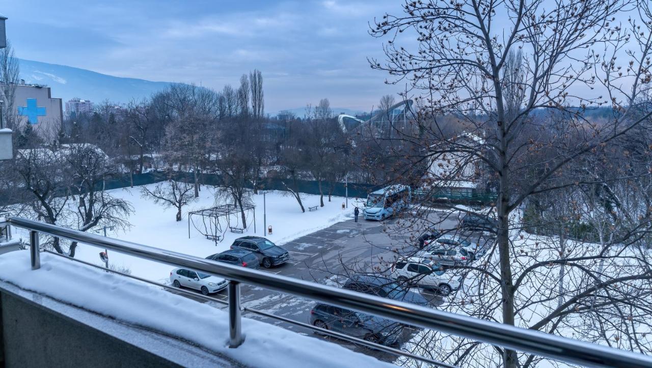 Hotel Zoo Sofia - Secured Paid Parking Zewnętrze zdjęcie
